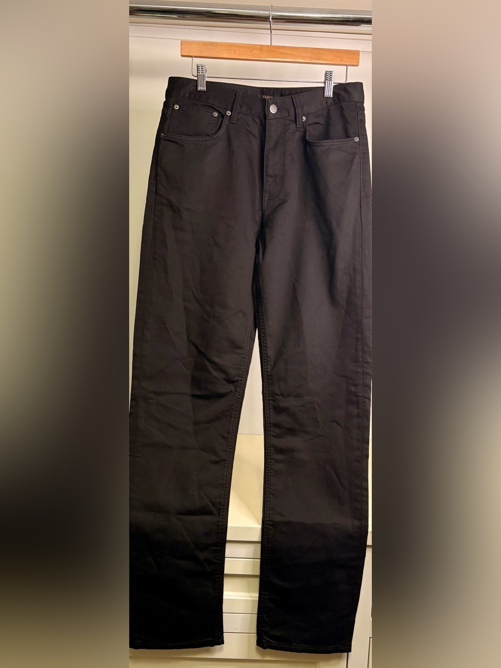 NWOT Quince Men's Black Straight-Leg Jeans 32x34. 98% cotton